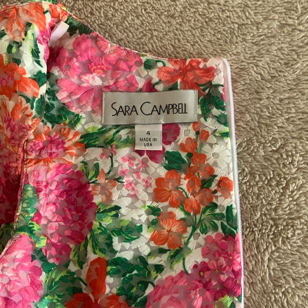 Floral dress perfect for wedding season lined bright floral dress